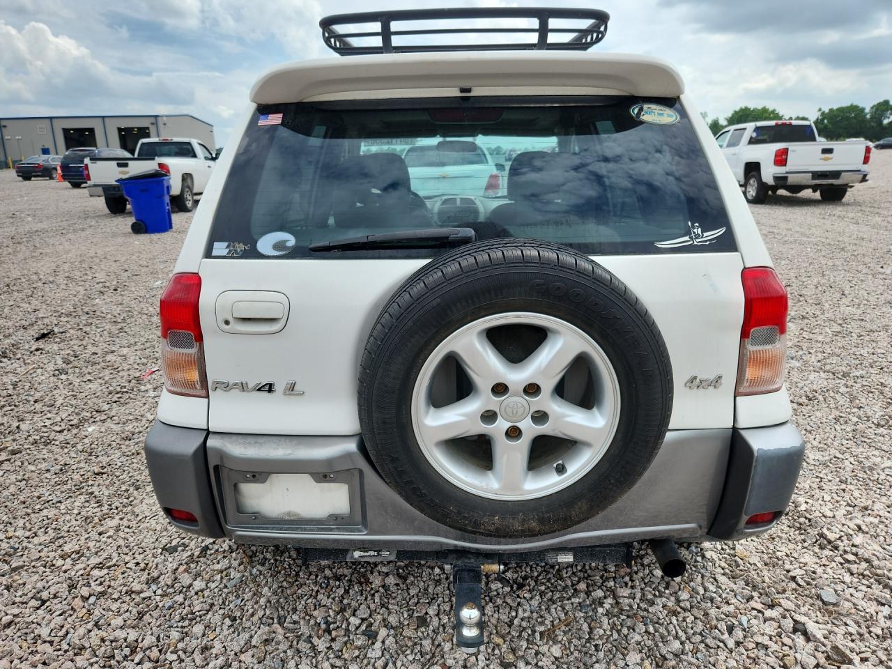 2001 TOYOTA RAV4 BASE photo 16