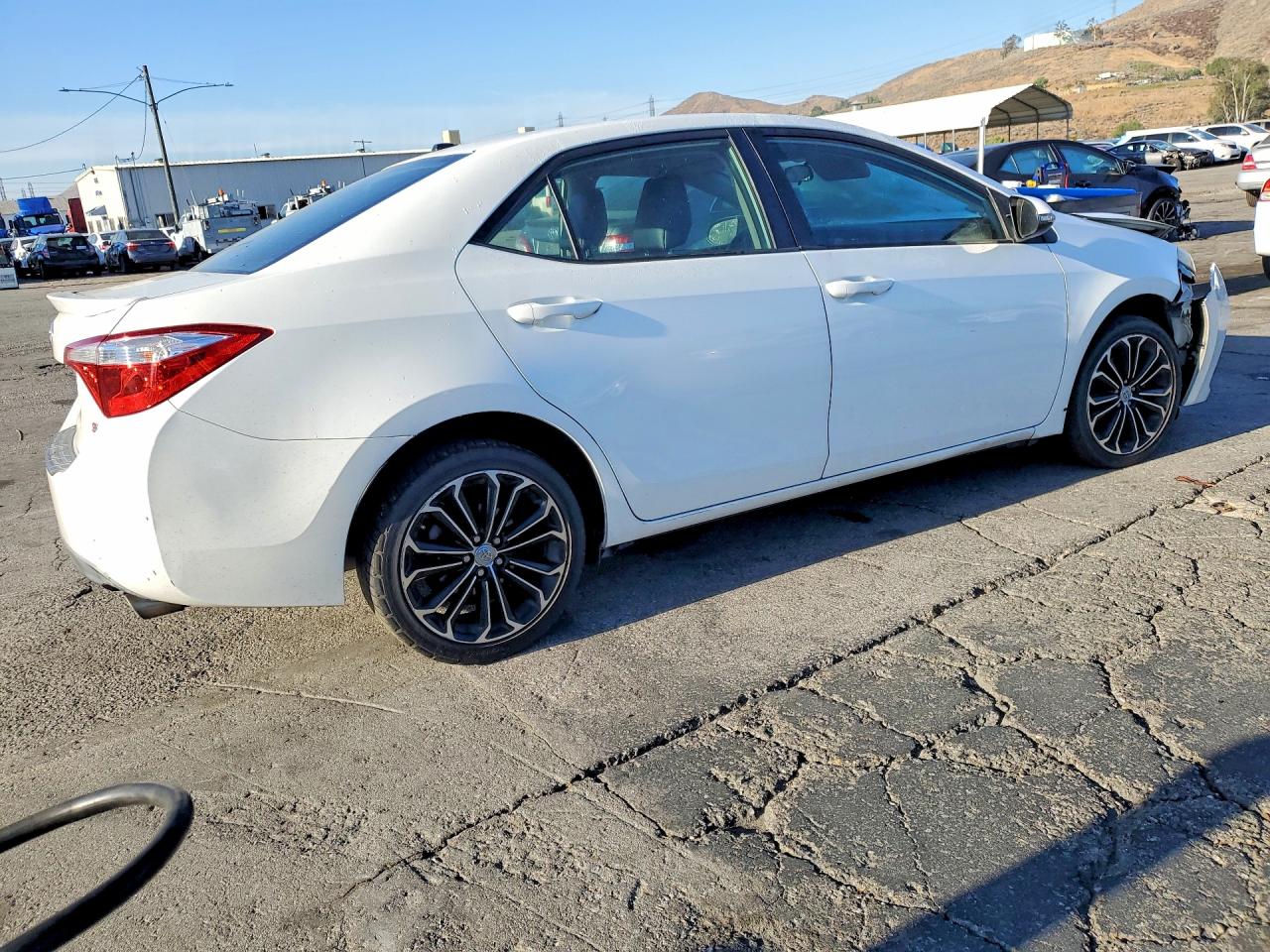 2014 TOYOTA COROLLA S PLUS photo 5
