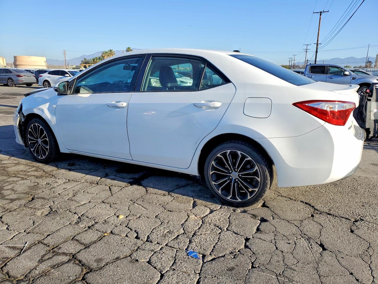 2014 TOYOTA COROLLA S PLUS photo 3