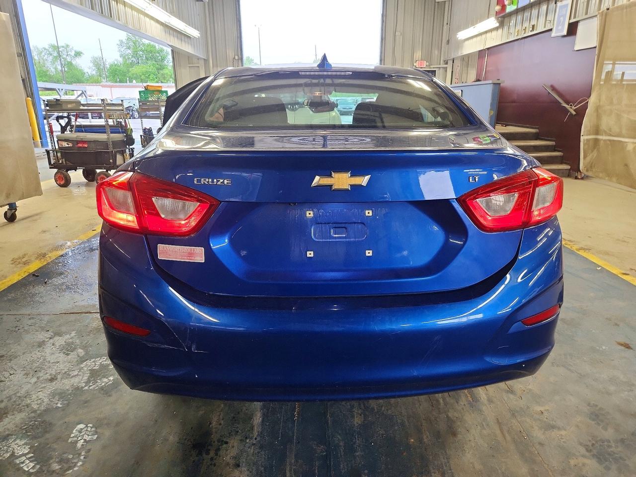 2016 CHEVROLET CRUZE LT photo 11