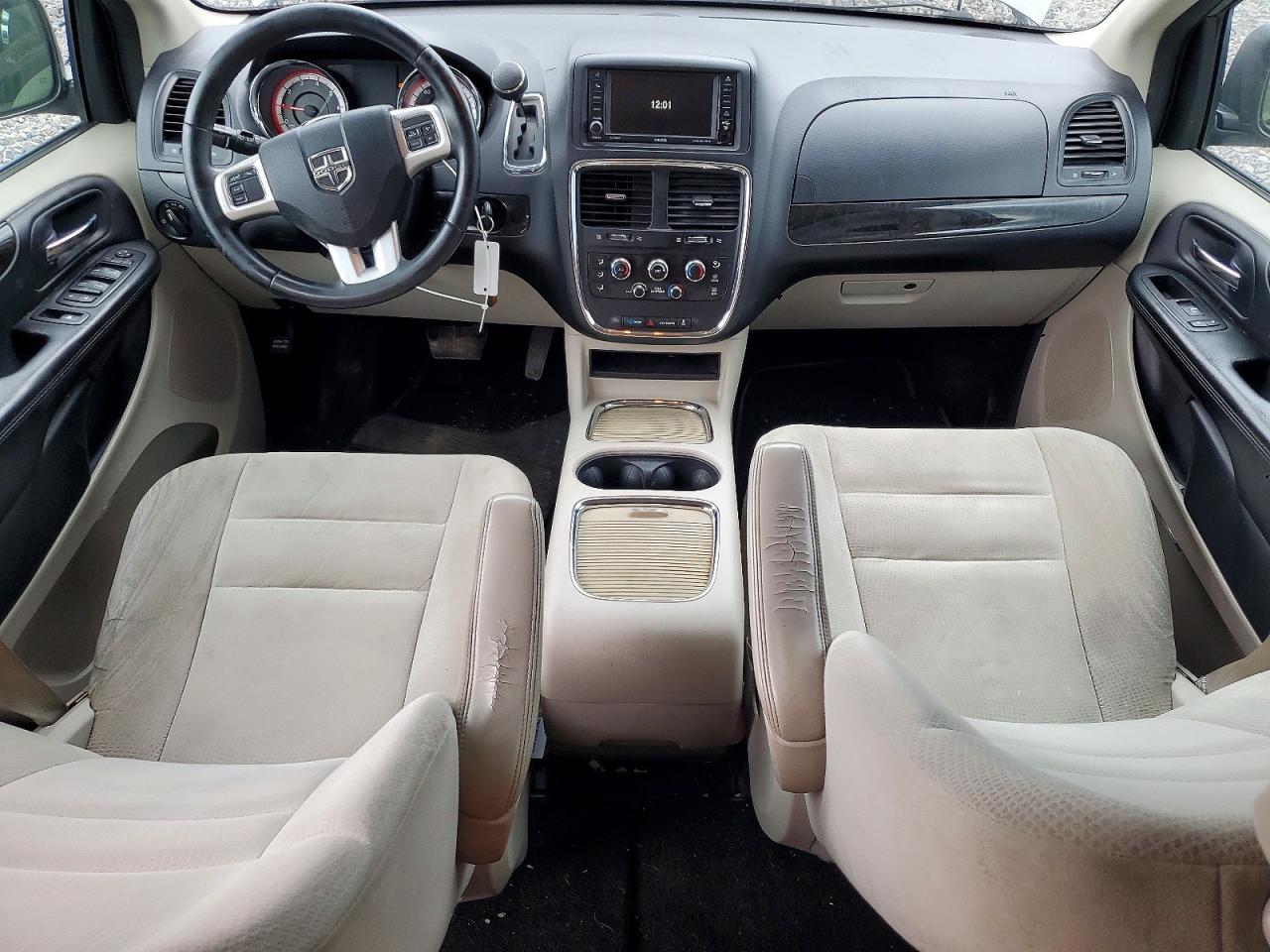 2015 DODGE GRAND CARAVAN SXT photo 8