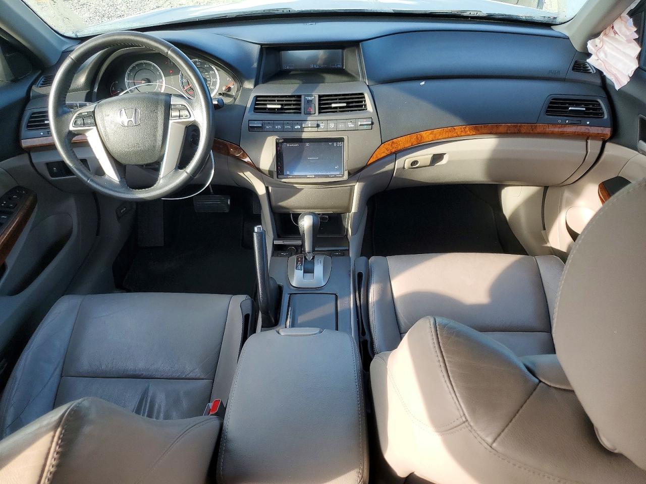 2011 HONDA ACCORD EXL photo 22
