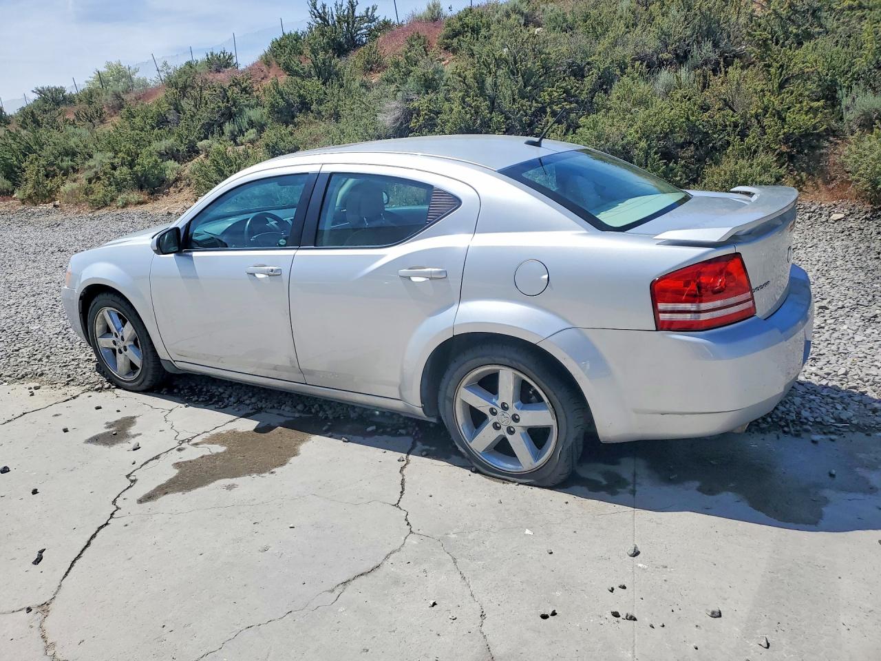 2010 DODGE AVENGER R photo 4