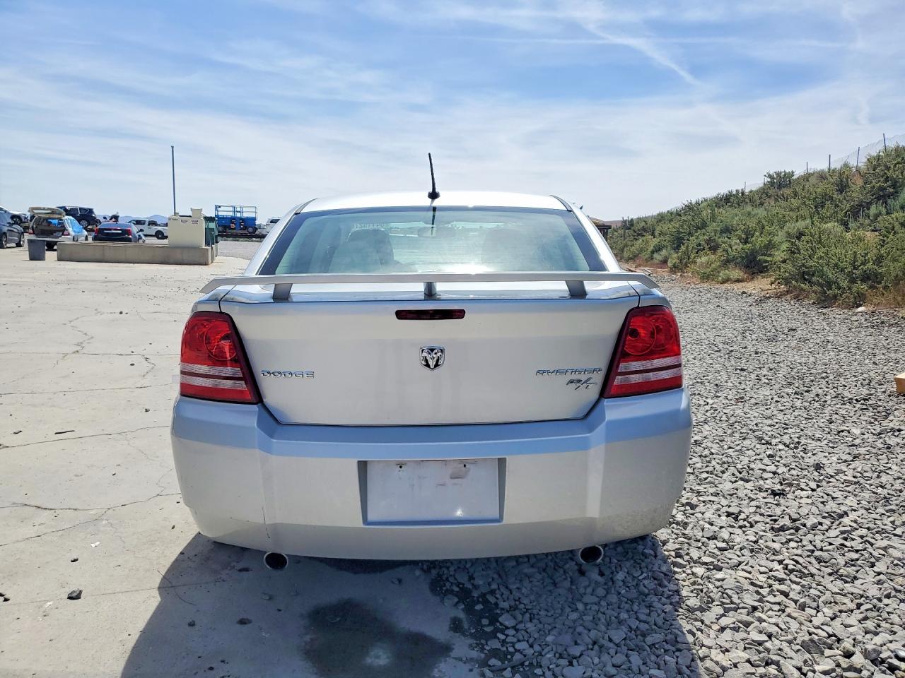 2010 DODGE AVENGER R photo 16