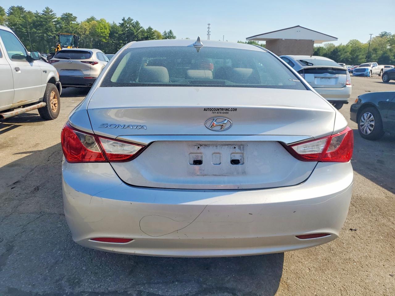 2011 HYUNDAI SONATA GLS photo 11