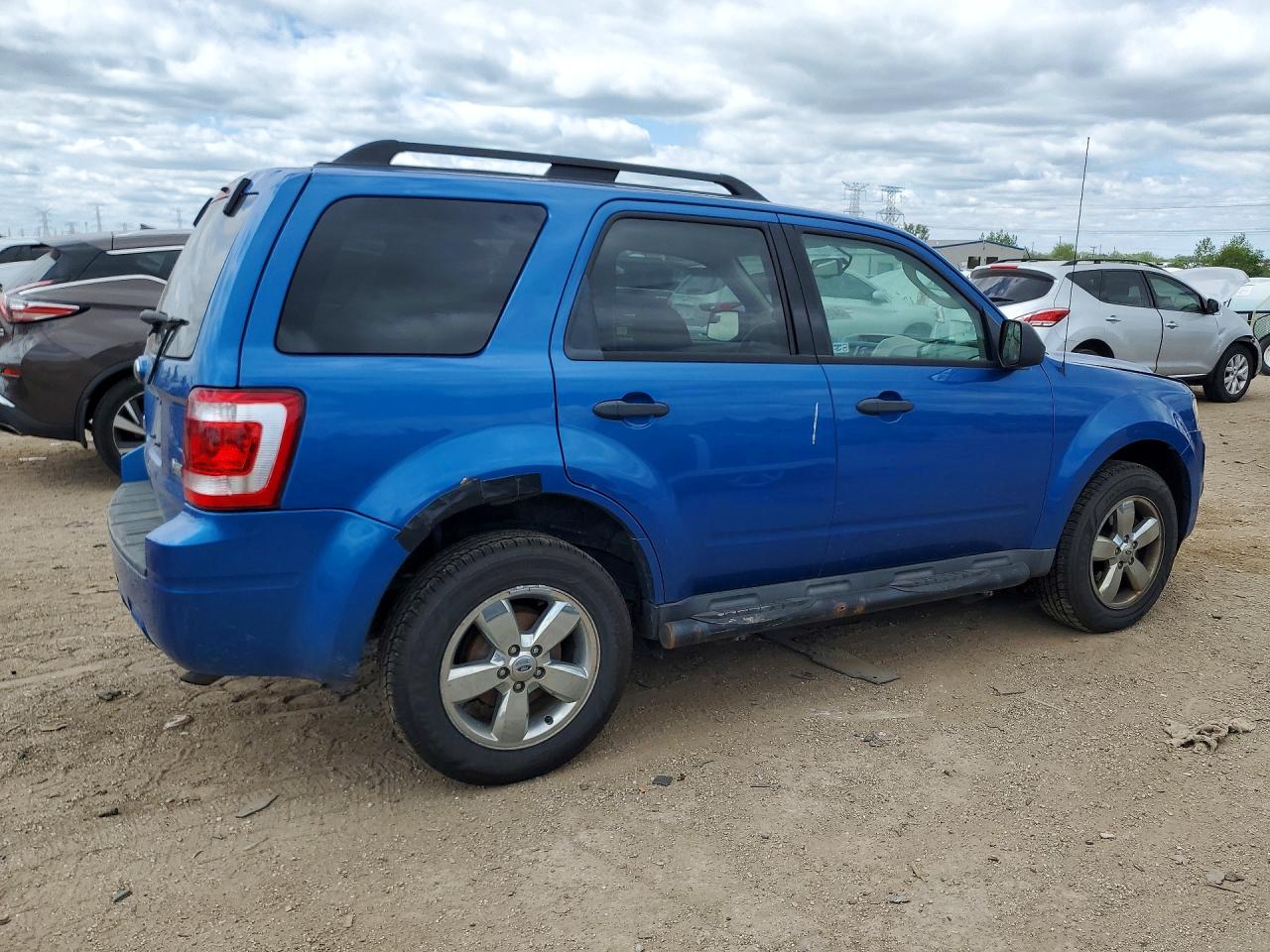 2011 FORD ESCAPE XLT photo 7