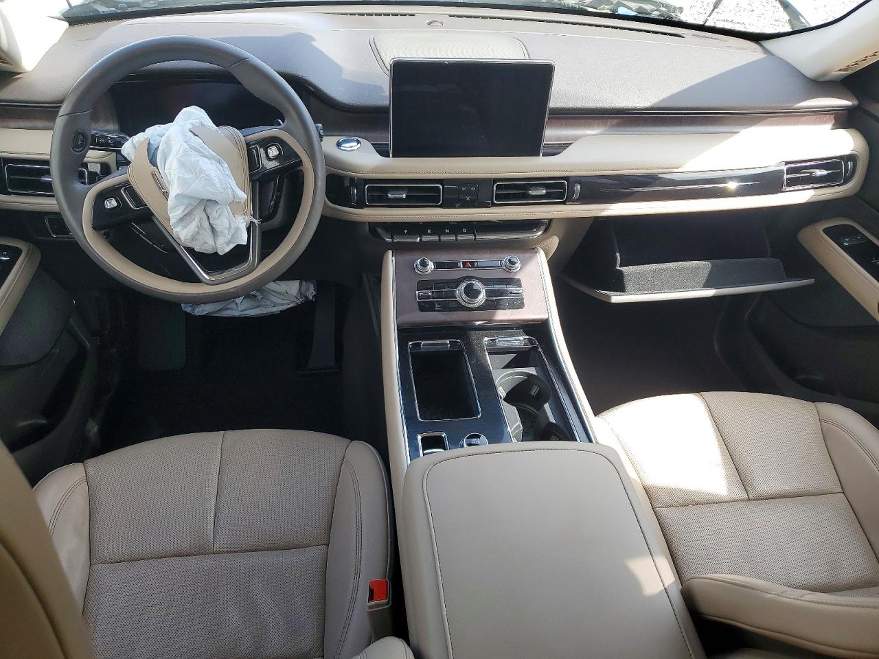 2021 LINCOLN AVIATOR RESERVE photo 22