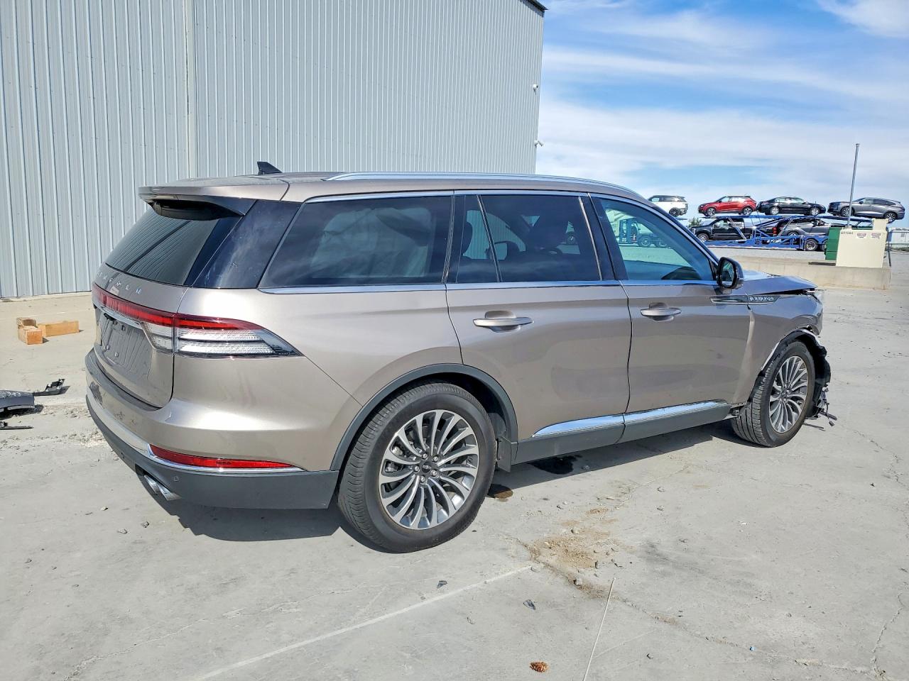 2021 LINCOLN AVIATOR RESERVE photo 7