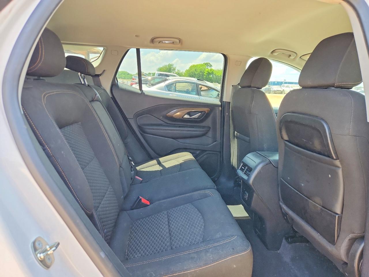 2018 GMC TERRAIN SLE photo 21