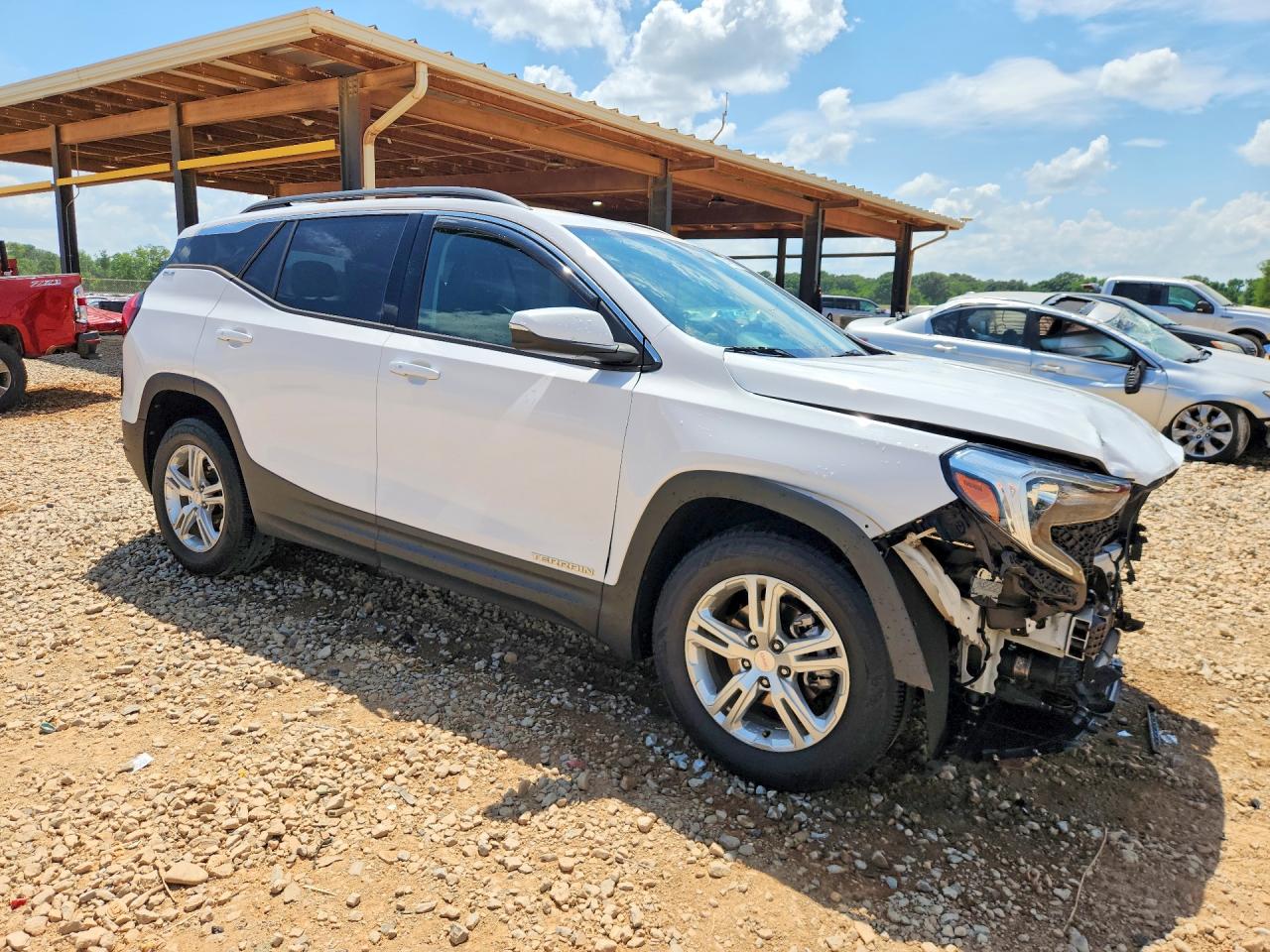2018 GMC TERRAIN SLE photo 7