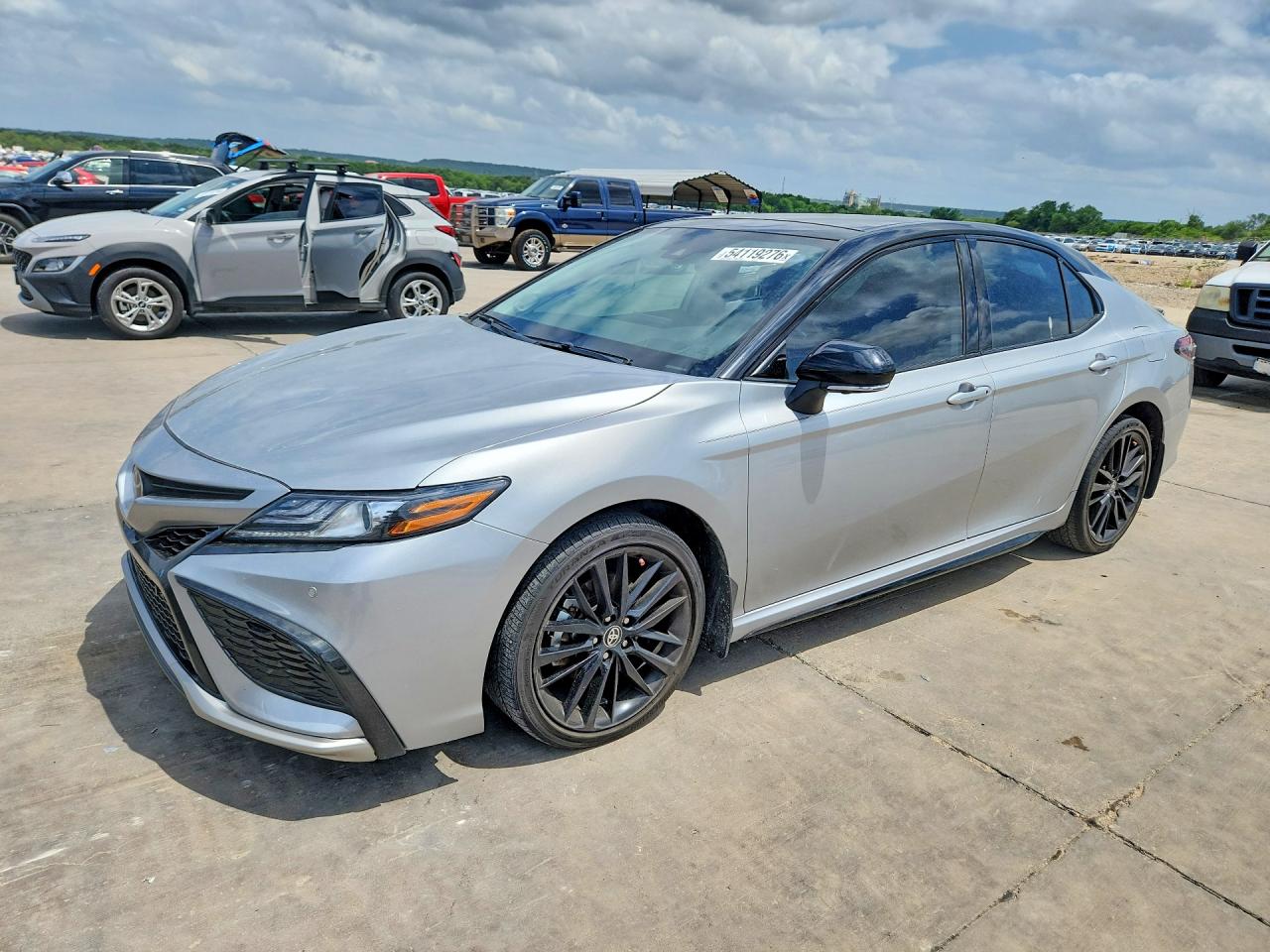 2024 TOYOTA CAMRY