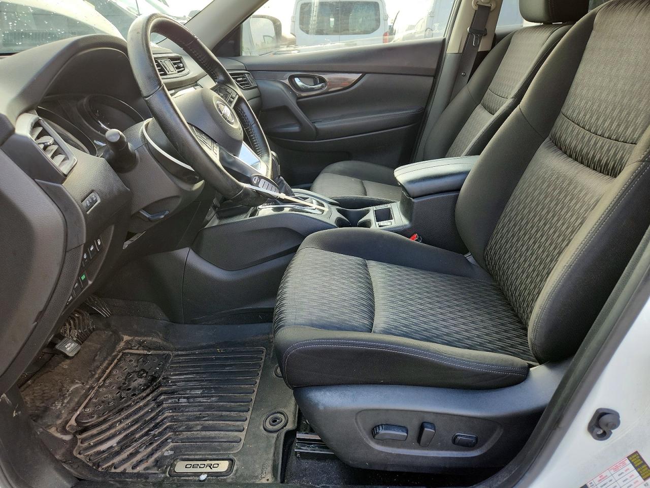2020 NISSAN ROGUE SV photo 7