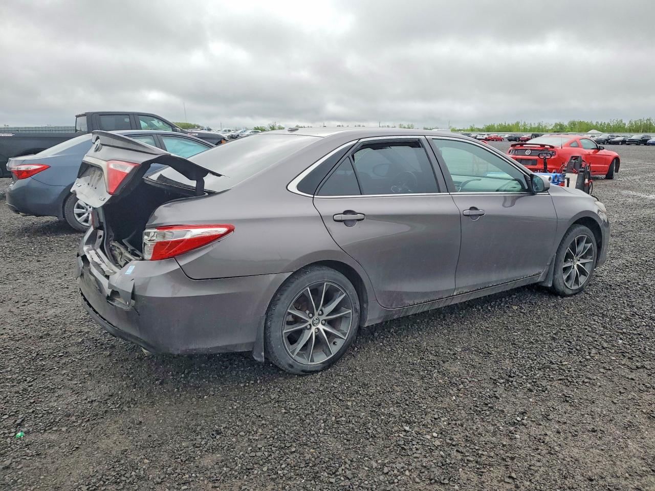 2015 TOYOTA CAMRY XLE V6 photo 7