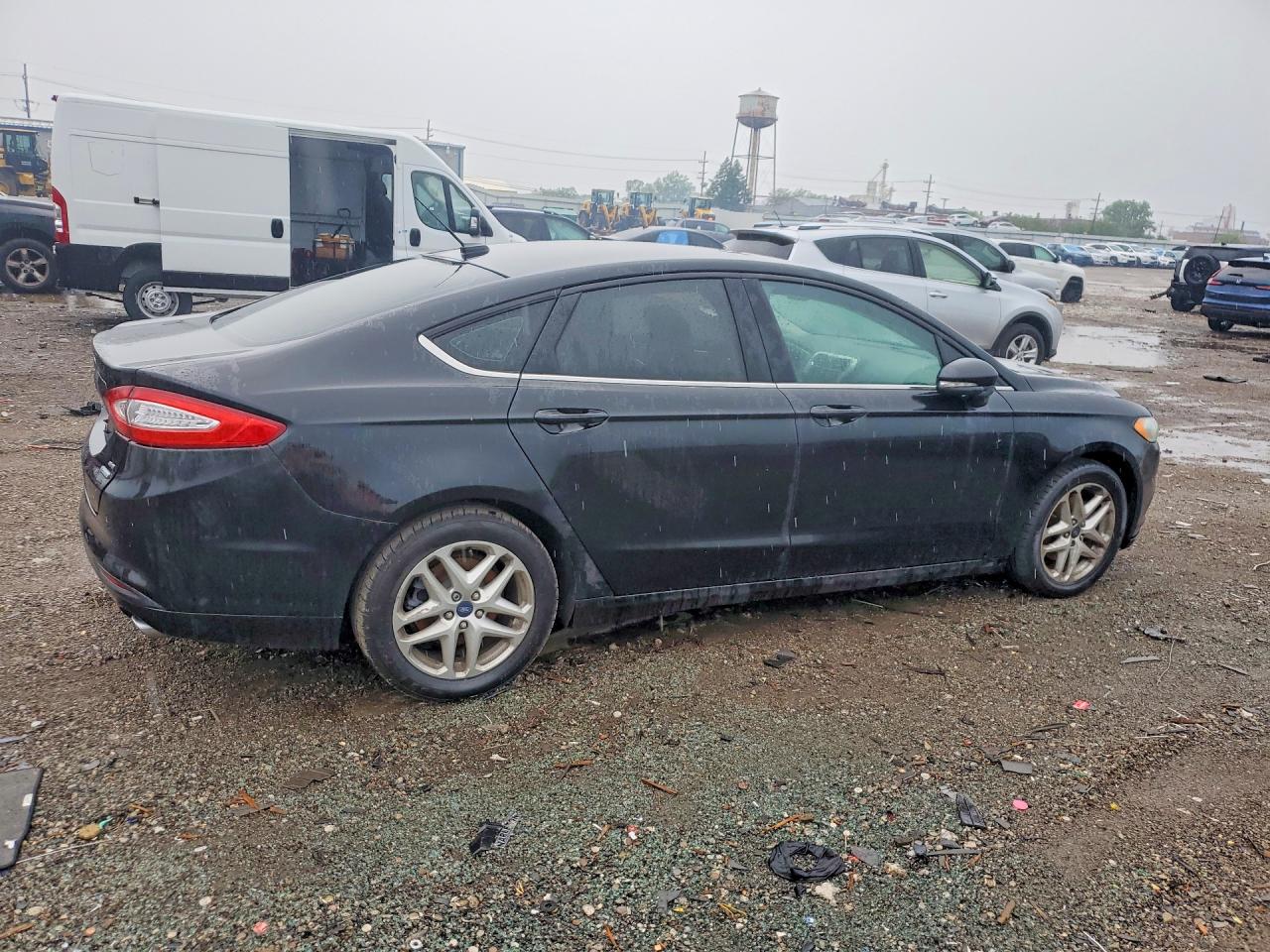 2013 FORD FUSION SE photo 7