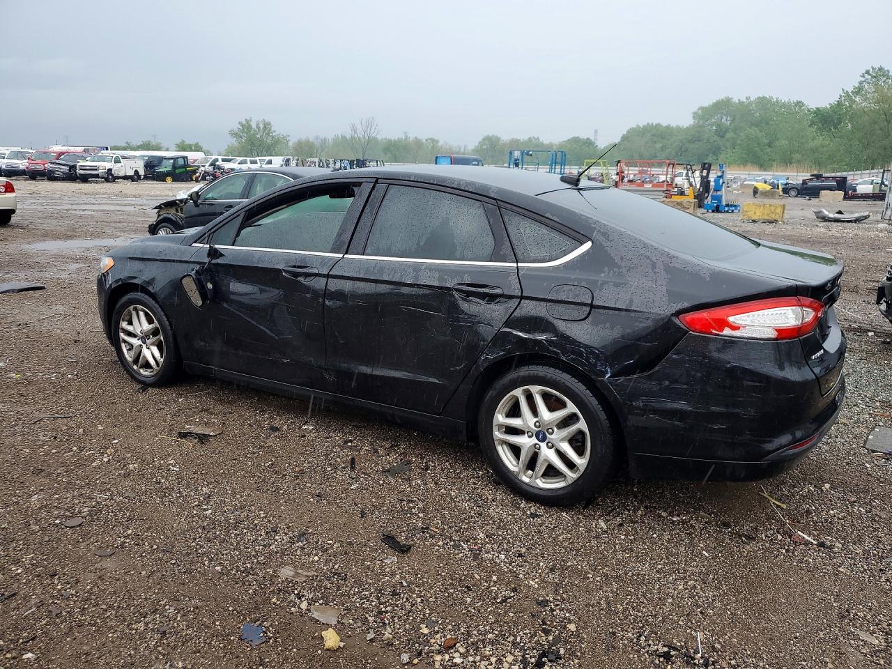 2013 FORD FUSION SE photo 4