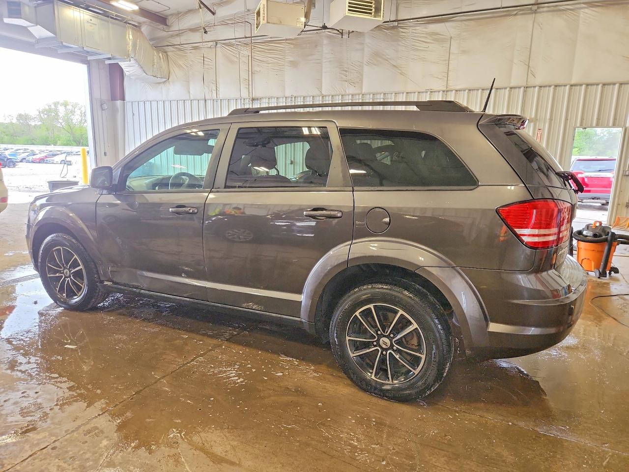 2018 DODGE JOURNEY SE photo 3