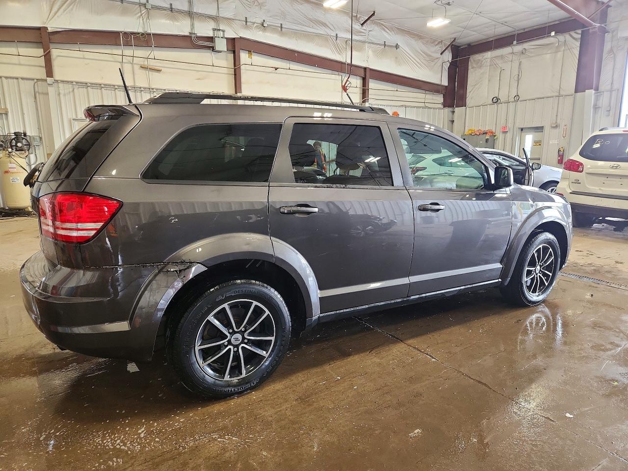 2018 DODGE JOURNEY SE photo 5