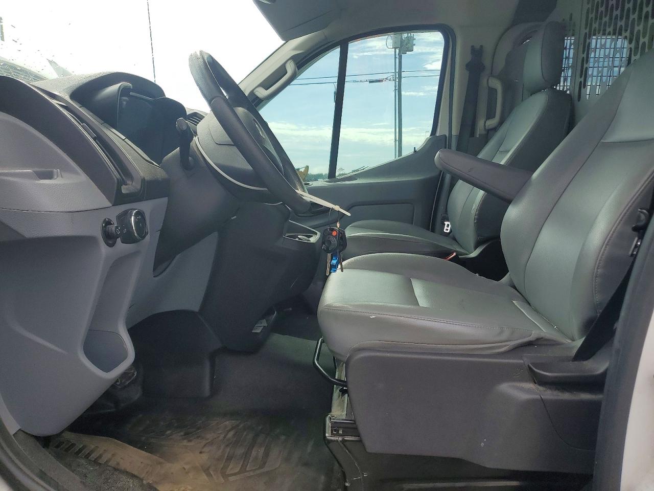 2017 FORD TRANSIT T-250 photo 13