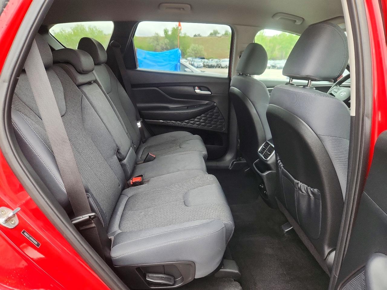 2019 HYUNDAI SANTA FE SE photo 21