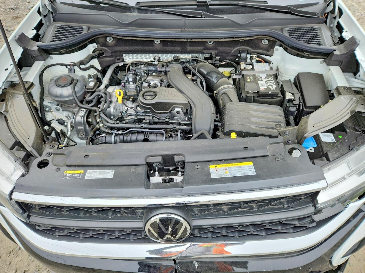 2024 VOLKSWAGEN TAOS SE photo 23