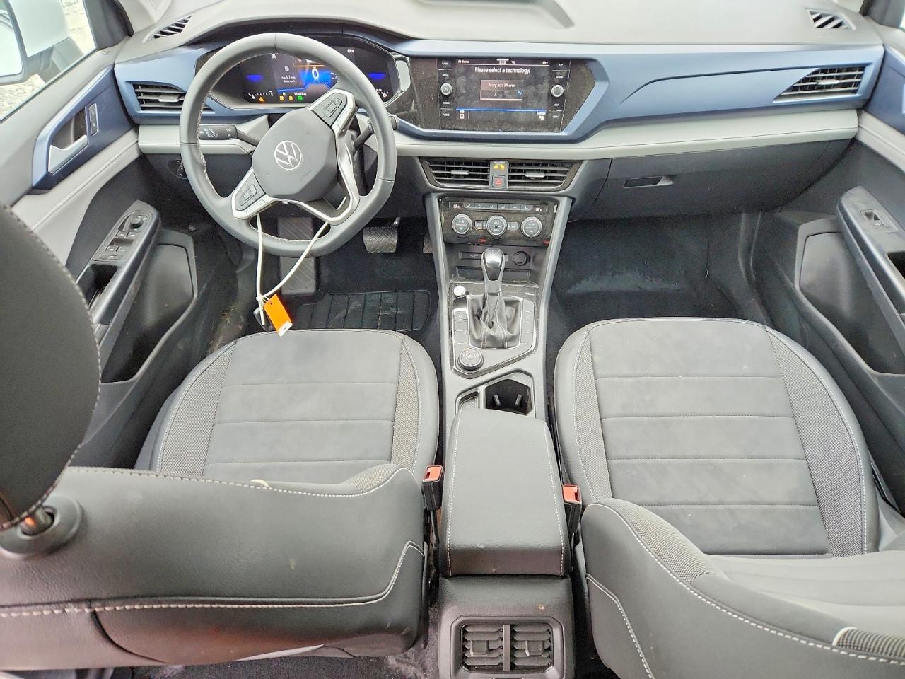 2024 VOLKSWAGEN TAOS SE photo 15