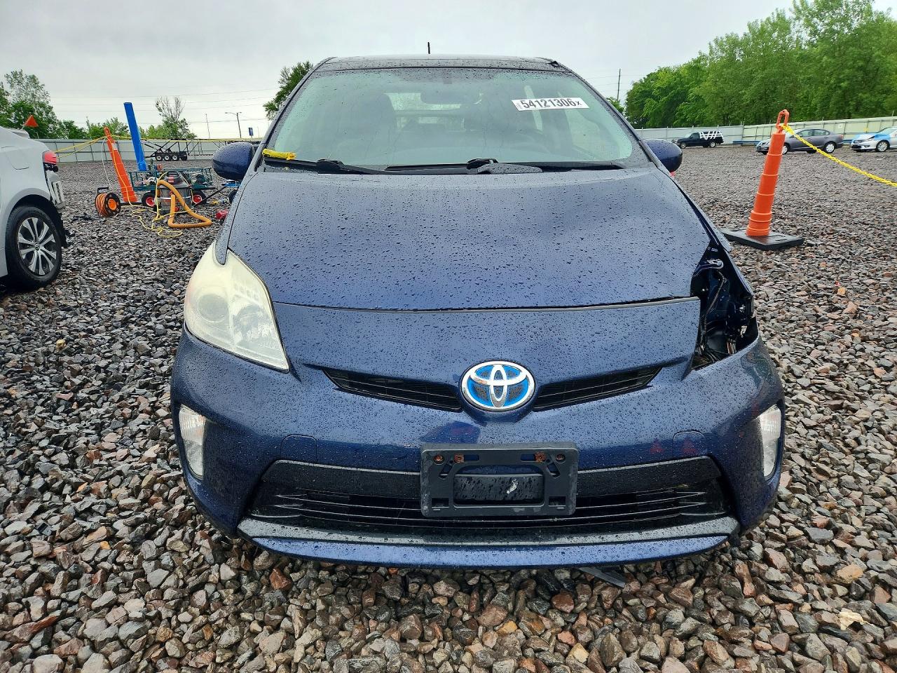 2014 TOYOTA PRIUS FOUR photo 9