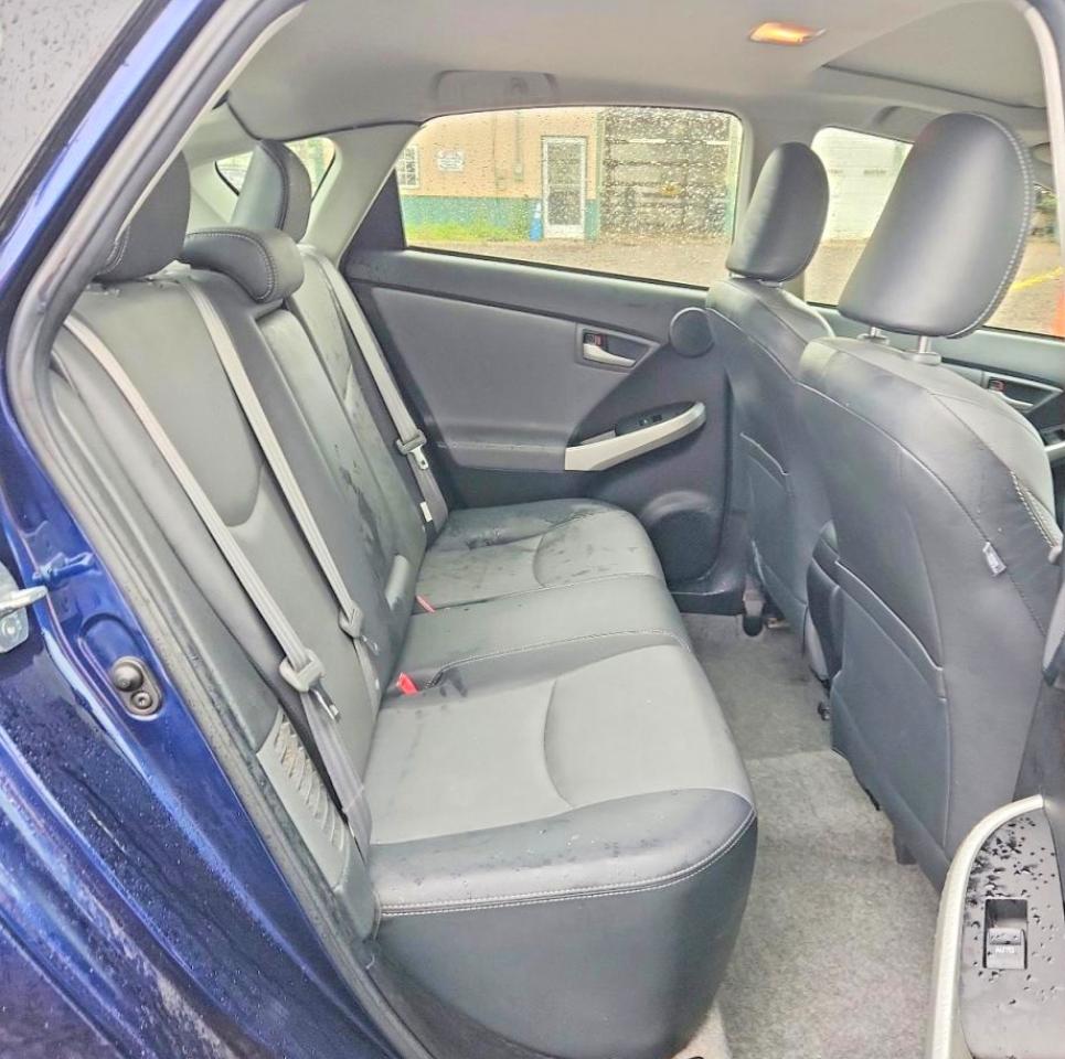 2014 TOYOTA PRIUS FOUR photo 19