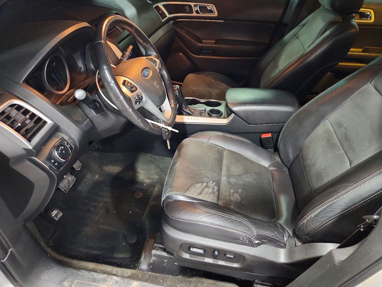 2015 FORD EXPLORER XLT photo 19