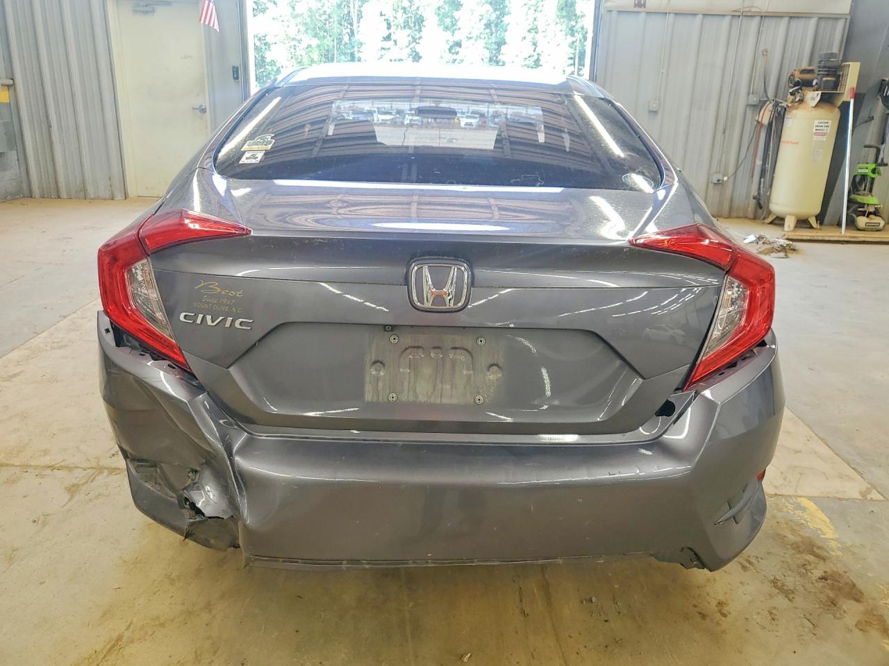 2016 HONDA CIVIC LX photo 11