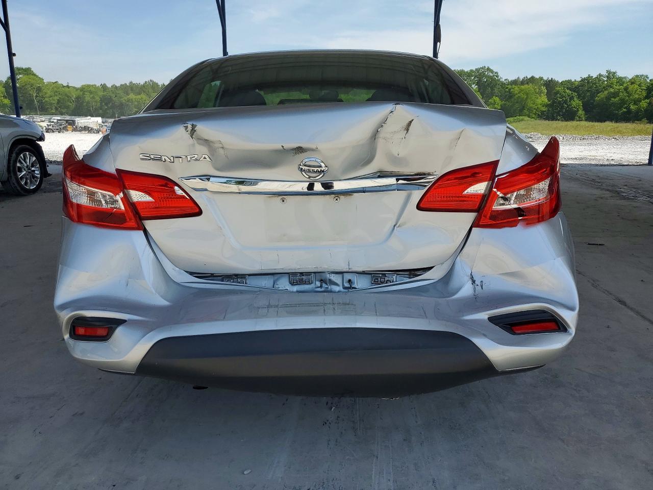 2019 NISSAN SENTRA S photo 6