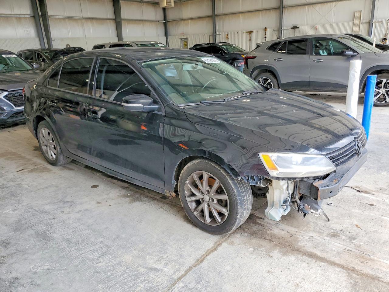 2011 VOLKSWAGEN JETTA SE photo 4