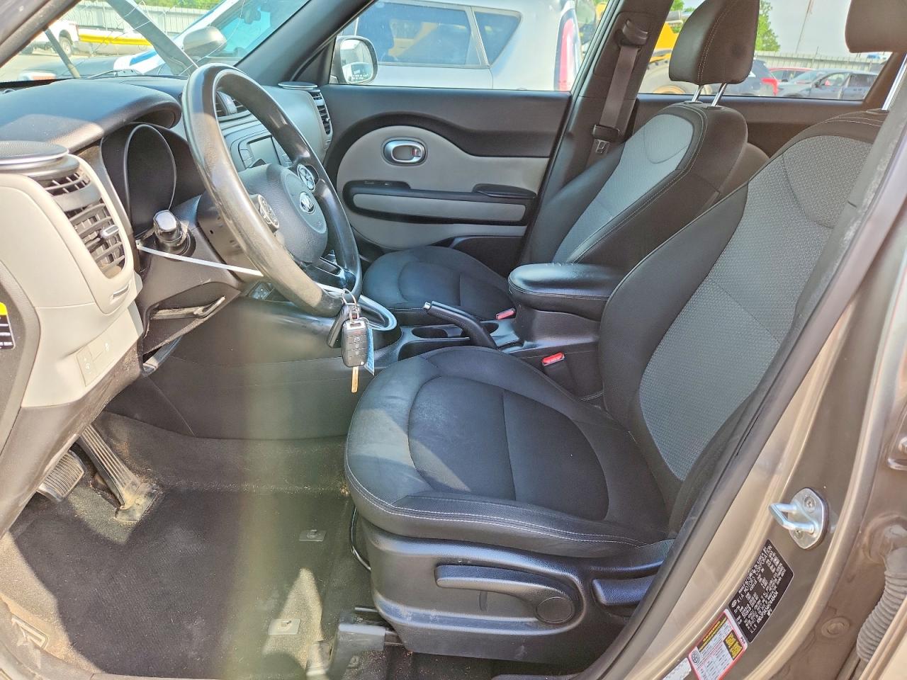 2017 KIA SOUL + photo 13