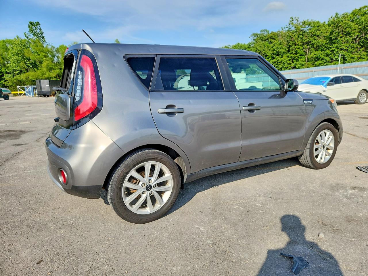 2017 KIA SOUL + photo 5