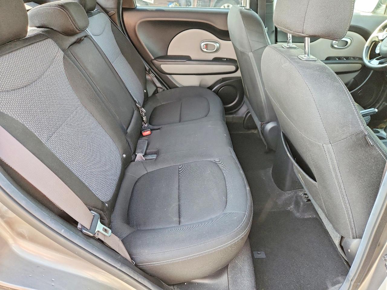 2017 KIA SOUL + photo 19