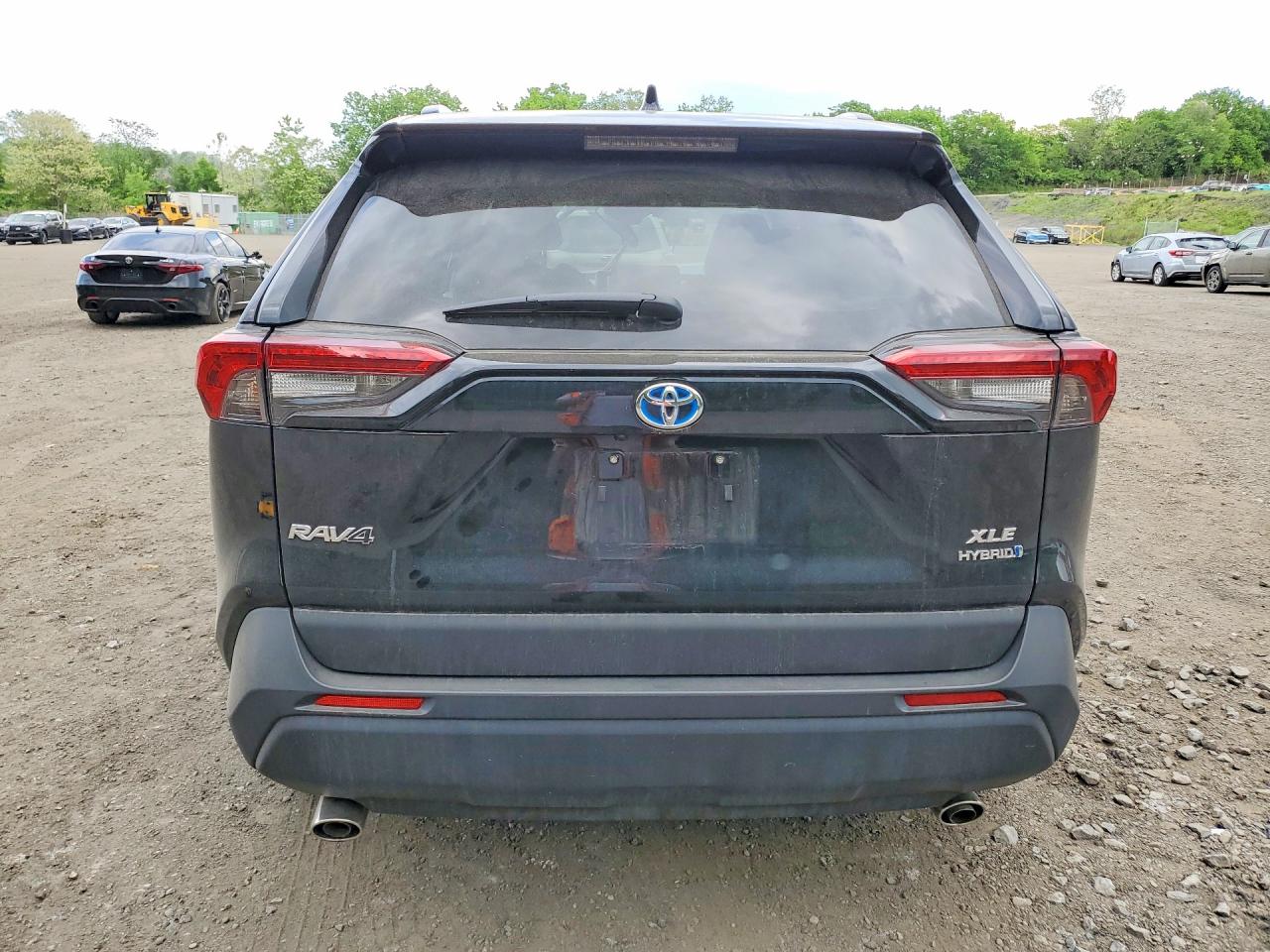 2024 TOYOTA RAV4 XLE PREMIUM photo 11