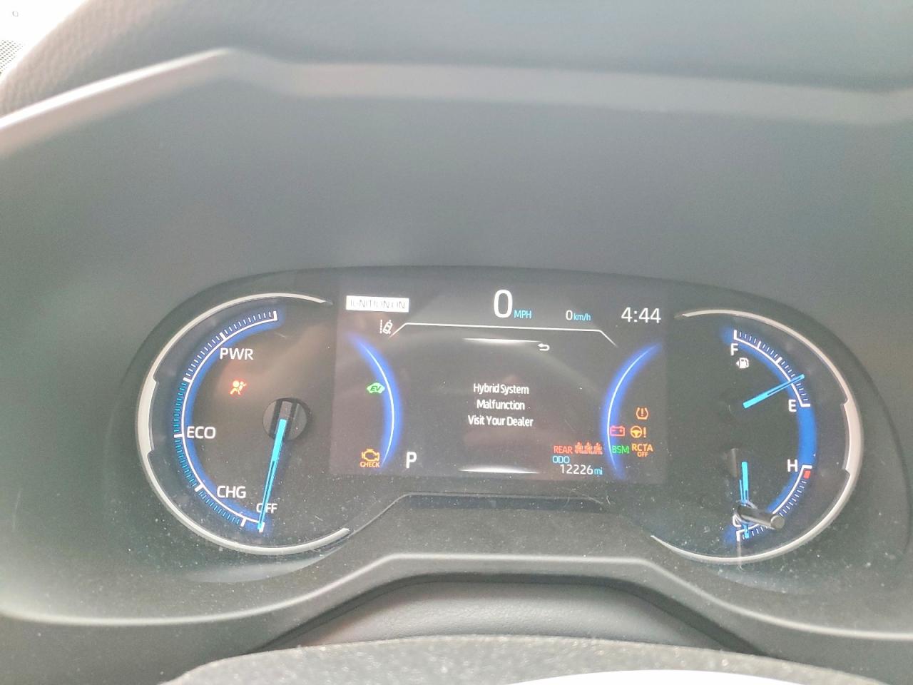 2024 TOYOTA RAV4 XLE PREMIUM photo 17