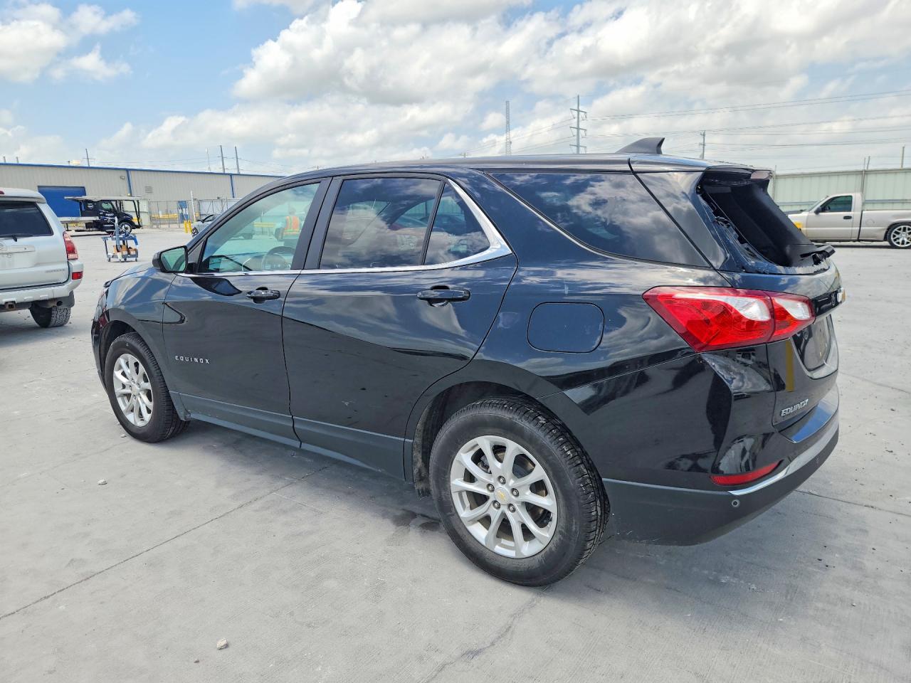 2021 CHEVROLET EQUINOX LT photo 4