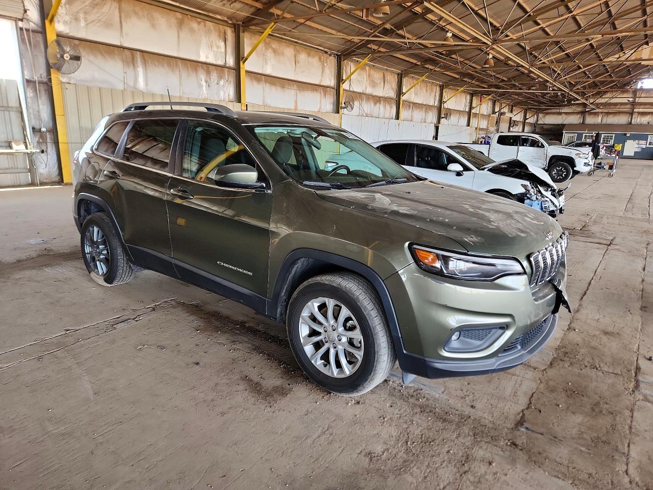 2019 JEEP CHEROKEE LATITUDE photo 7