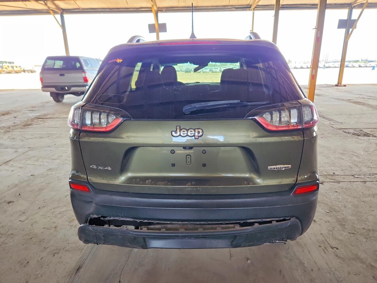 2019 JEEP CHEROKEE LATITUDE photo 11