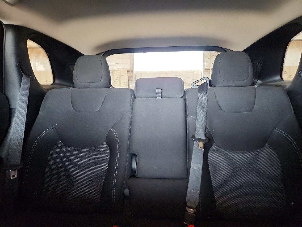 2019 JEEP CHEROKEE LATITUDE photo 19