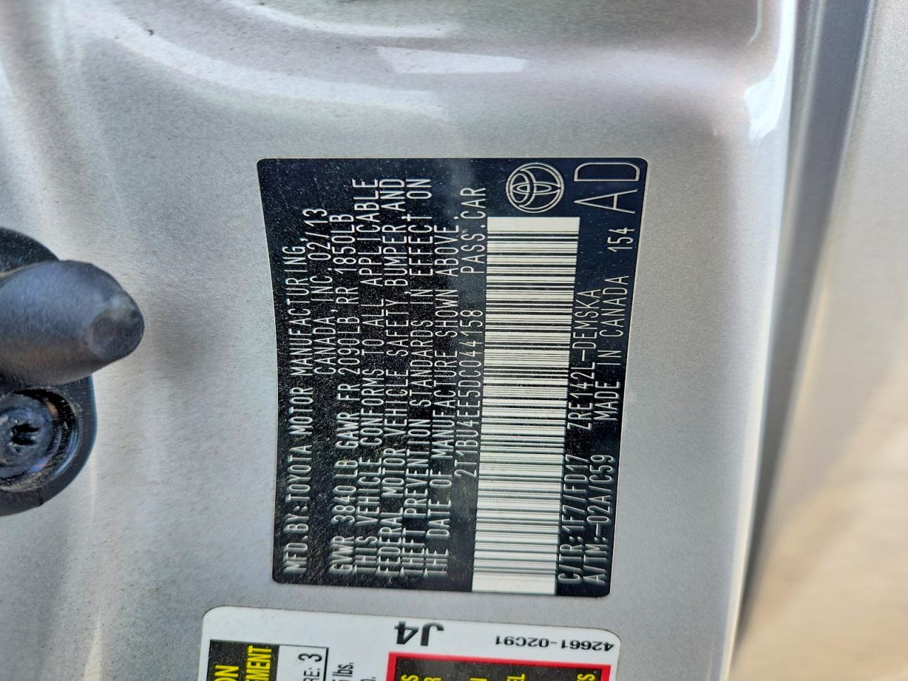 2013 TOYOTA COROLLA S photo 34