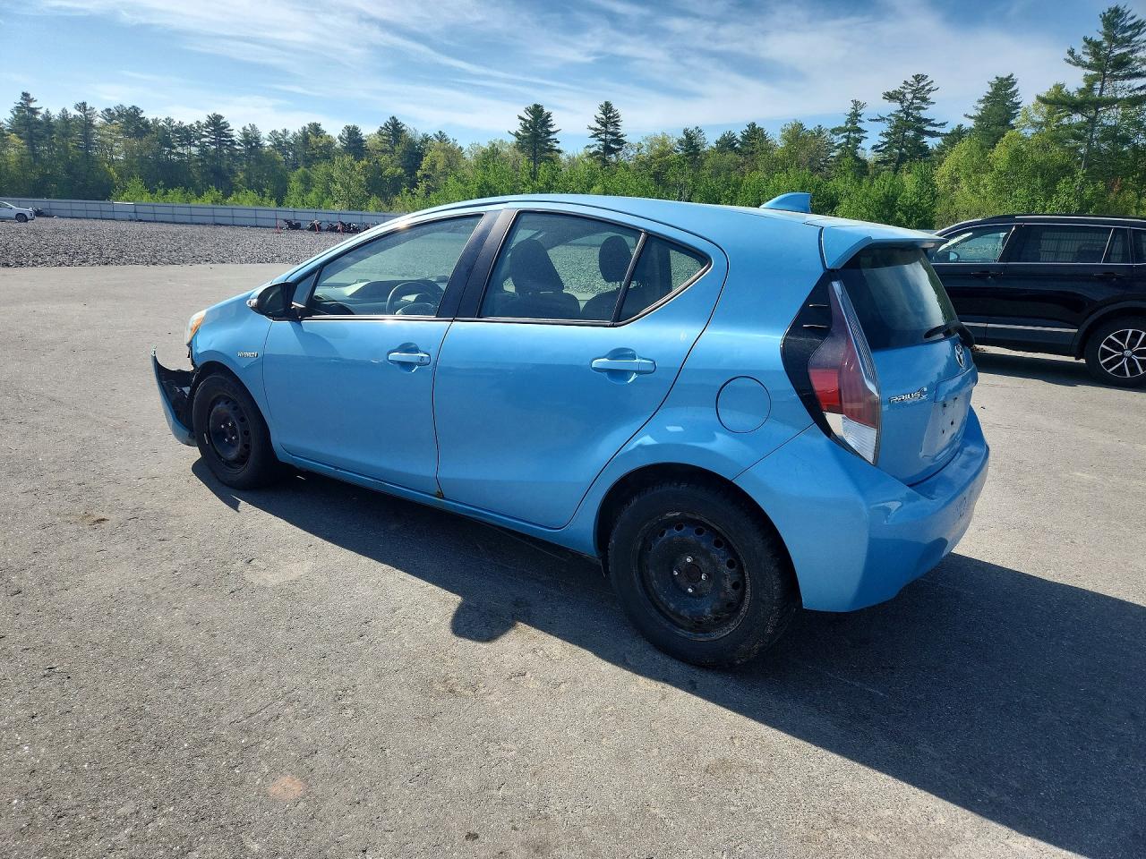 2015 TOYOTA PRIUS C TWO photo 3