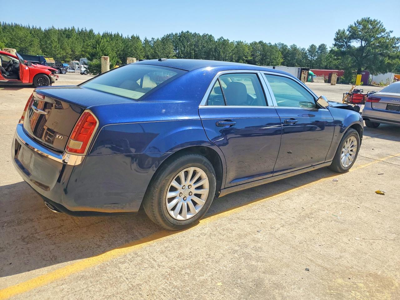 2014 CHRYSLER 300 photo 5