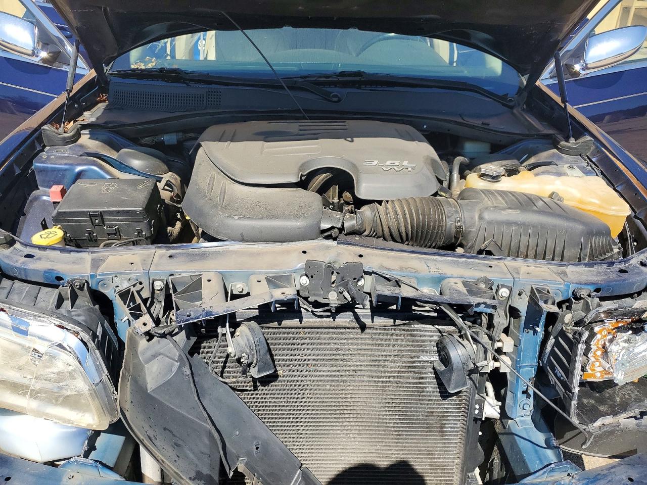 2014 CHRYSLER 300 photo 21