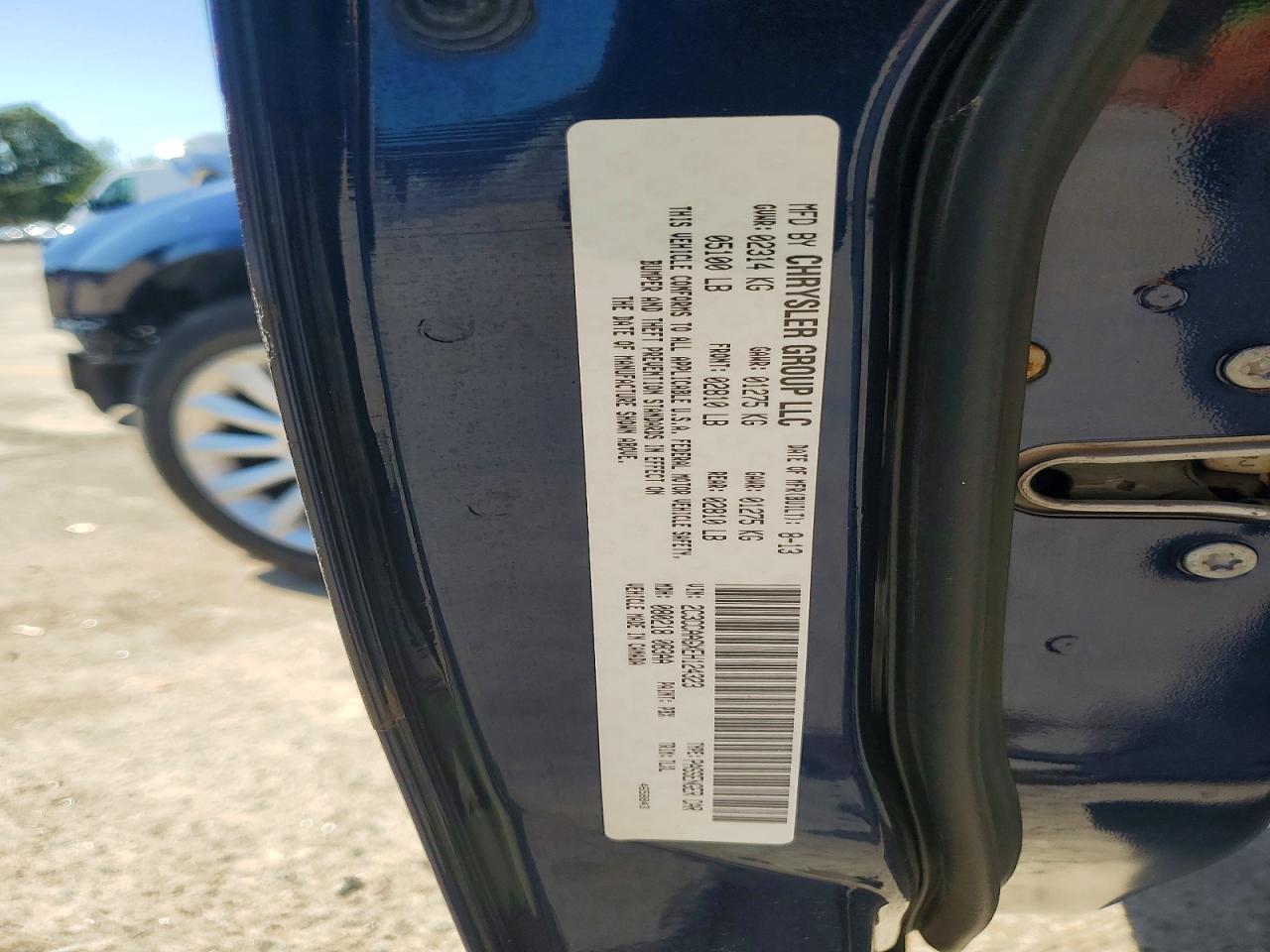 2014 CHRYSLER 300 photo 23
