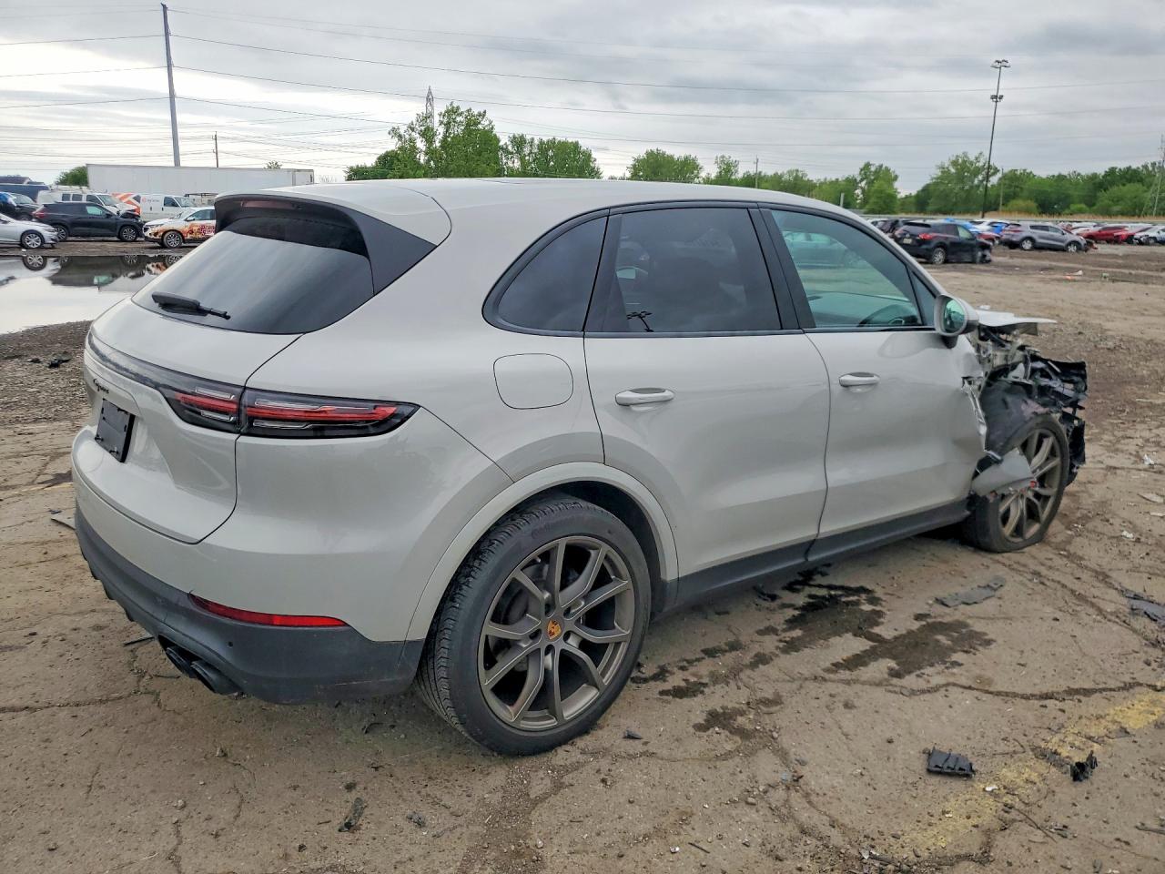 2023 PORSCHE CAYENNE BASE photo 7