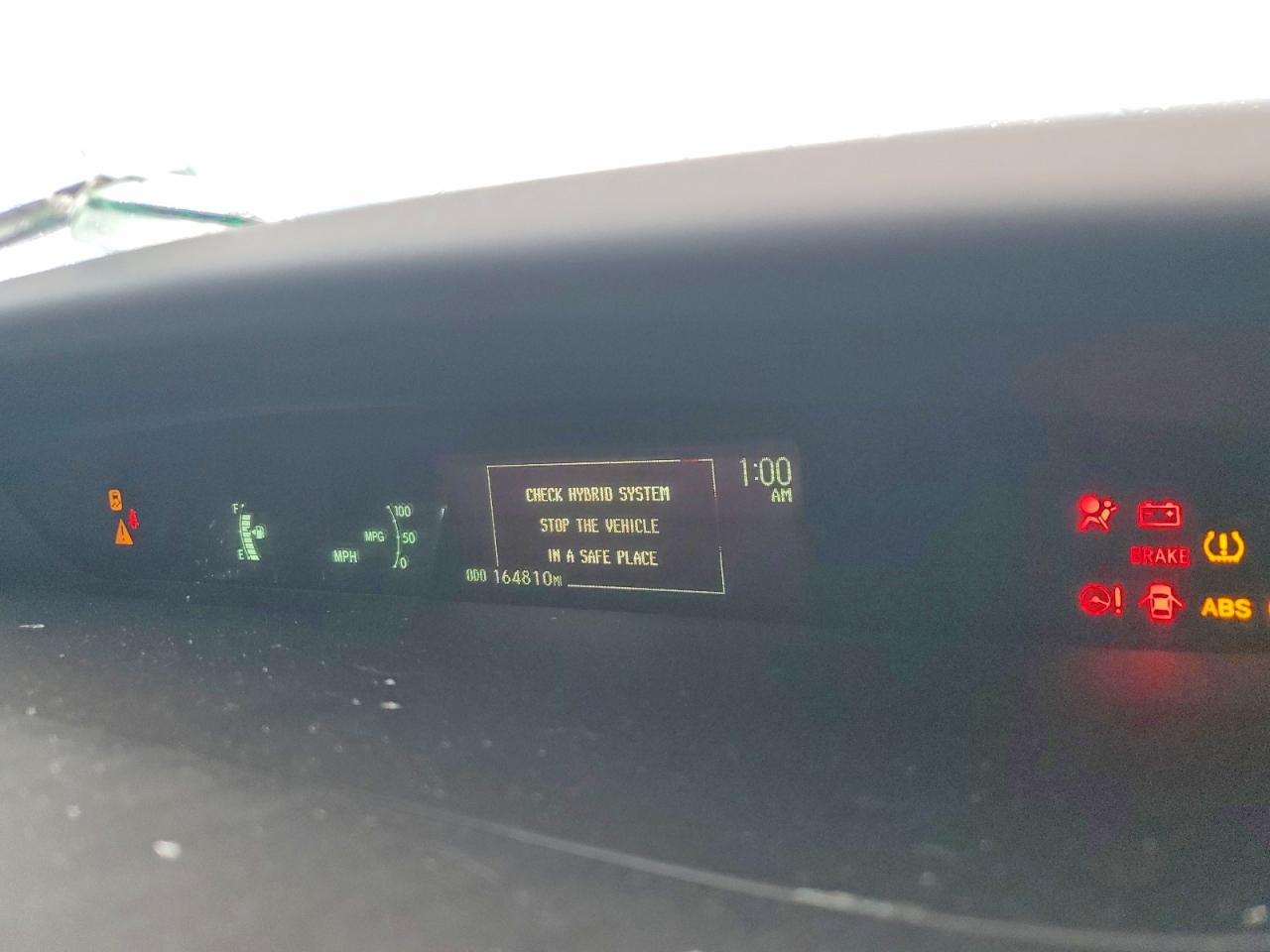 2015 TOYOTA PRIUS THREE photo 17