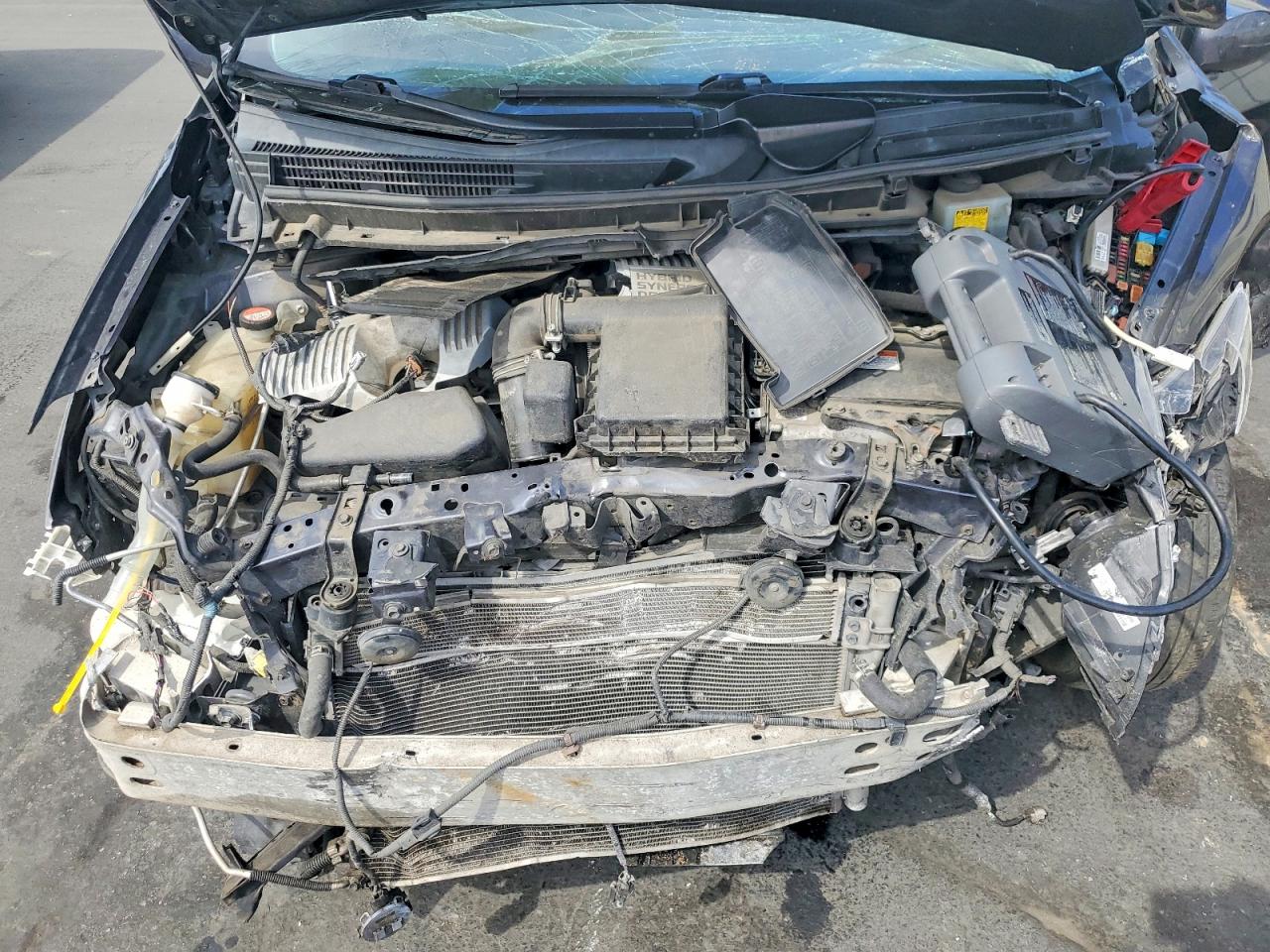 2015 TOYOTA PRIUS THREE photo 21