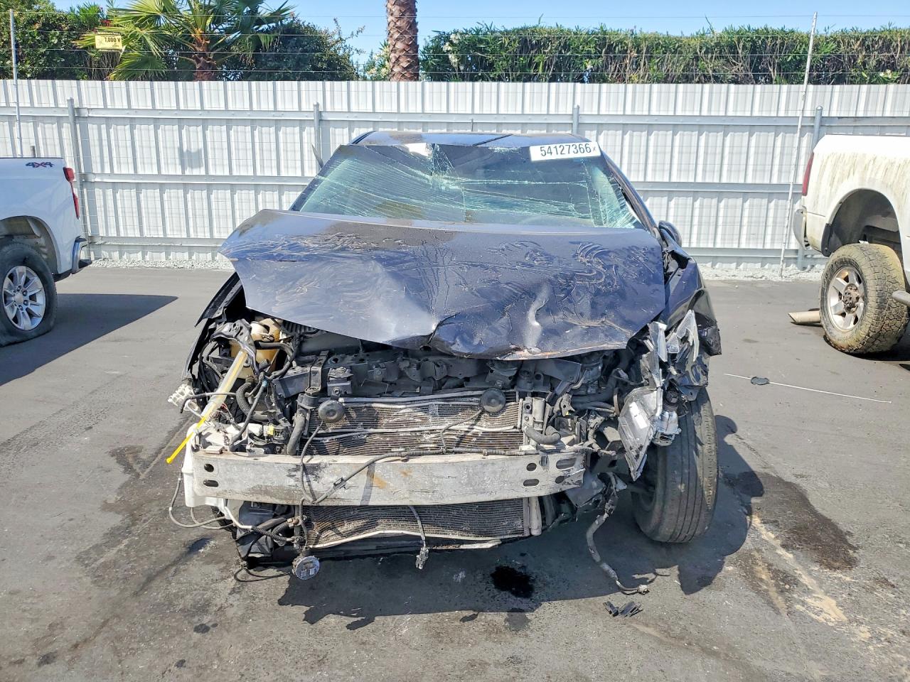 2015 TOYOTA PRIUS THREE photo 9