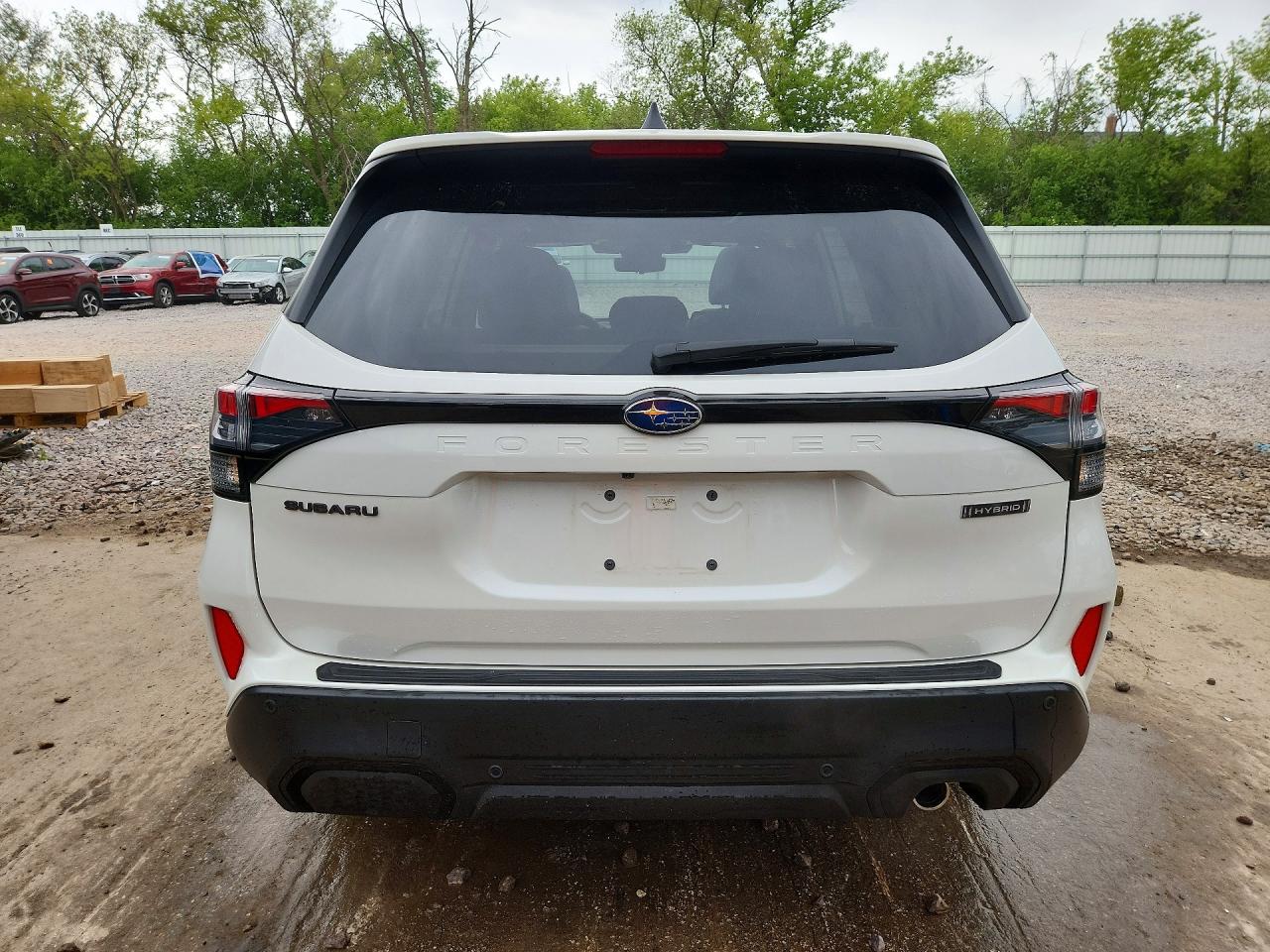 2025 SUBARU FORESTER TOURING photo 6
